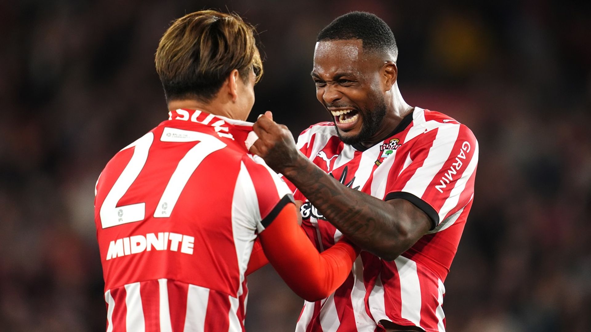 Bowen fires West Ham top; Southampton win - Championship LIVE!