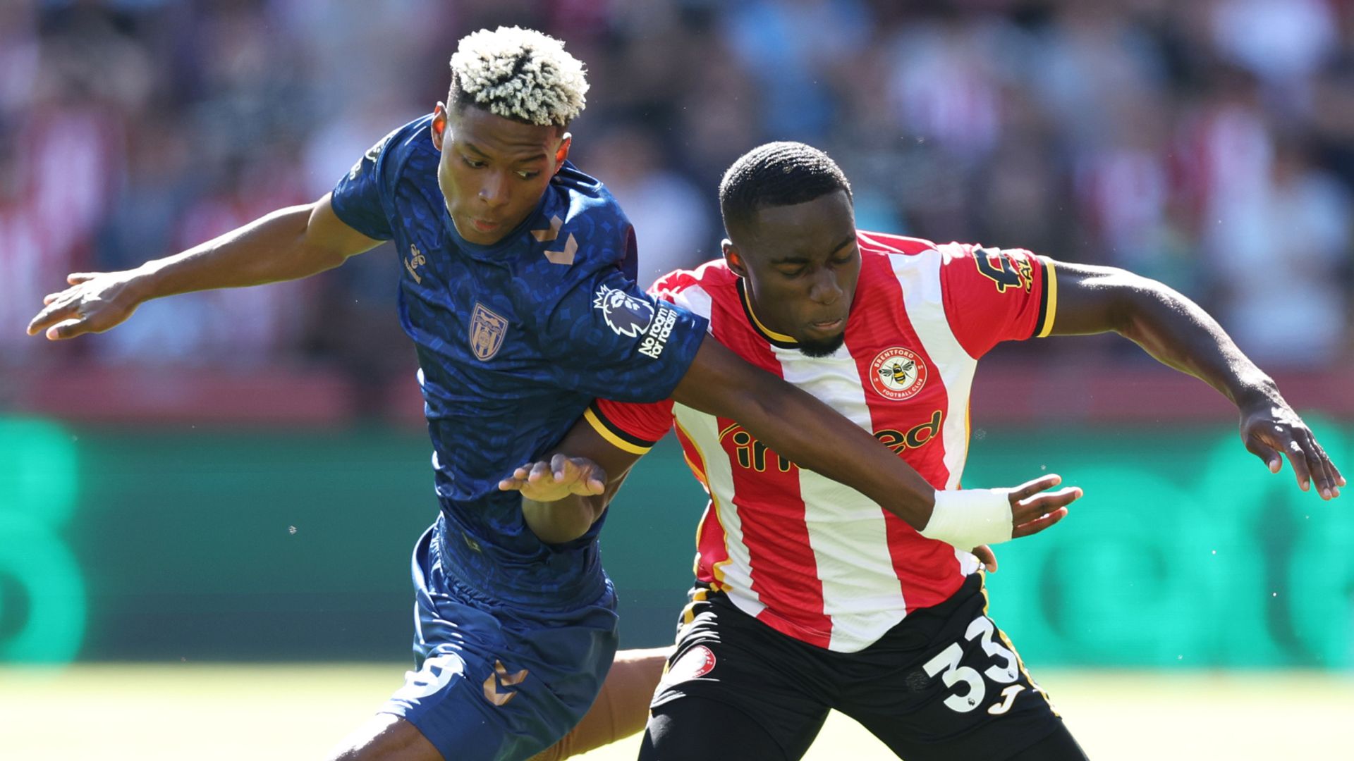 Sunderland pushing for opener against Brentford LIVE!