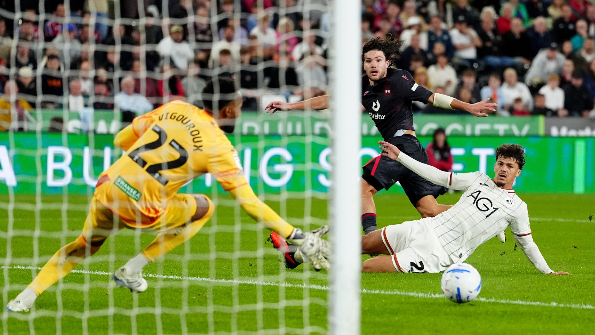 Wrexham and Swansea looking for late winner LIVE on Sky!