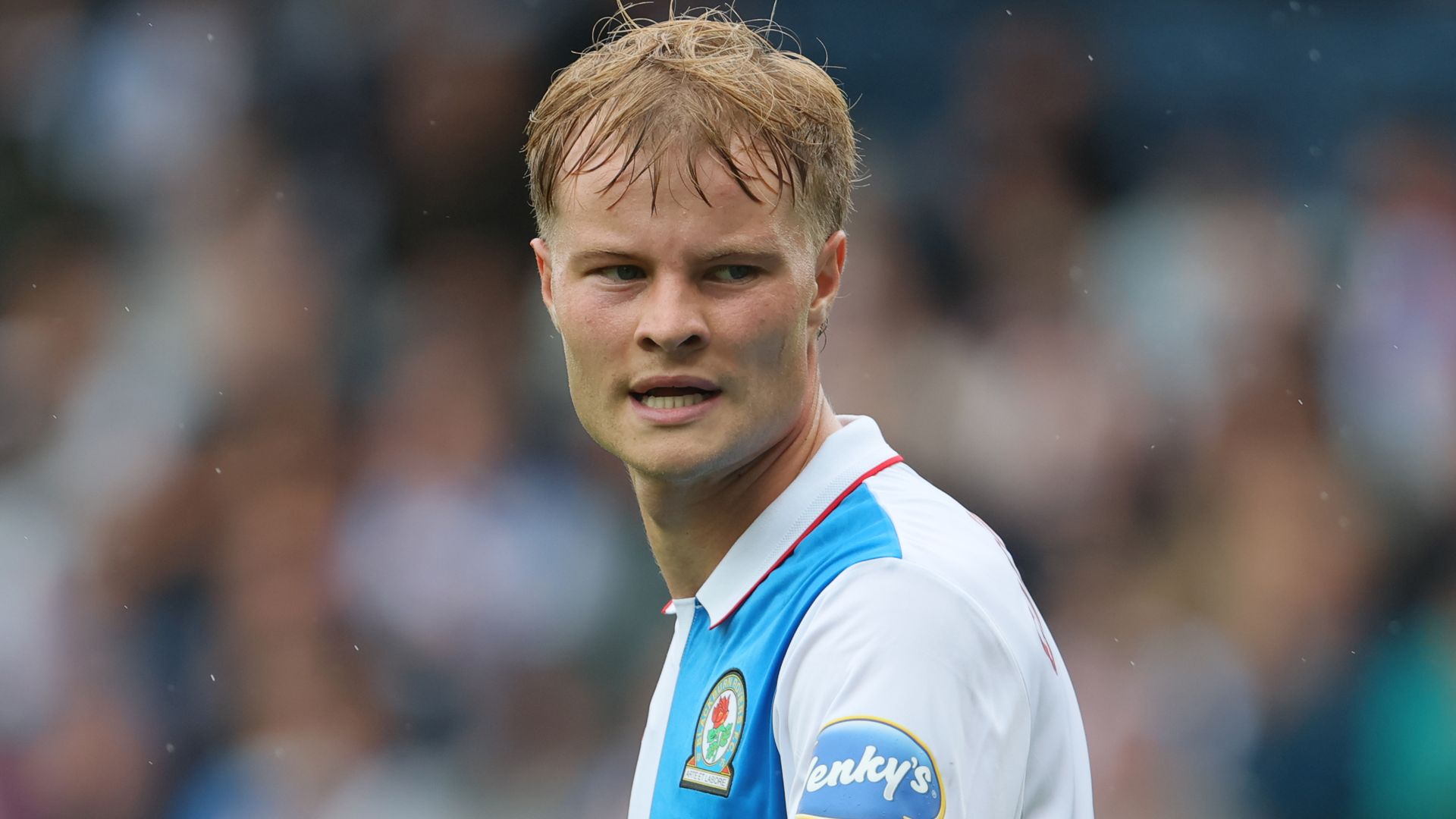Gudjohnsen double steers Blackburn past Wrexham
