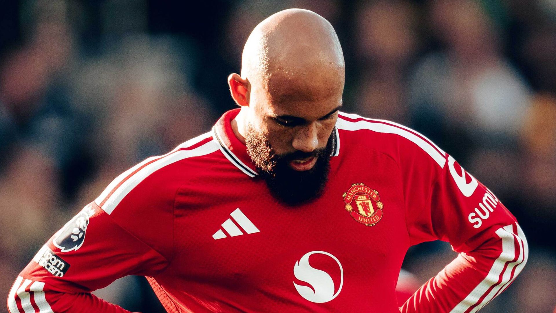 Man Utd held by Leeds as winless run continues