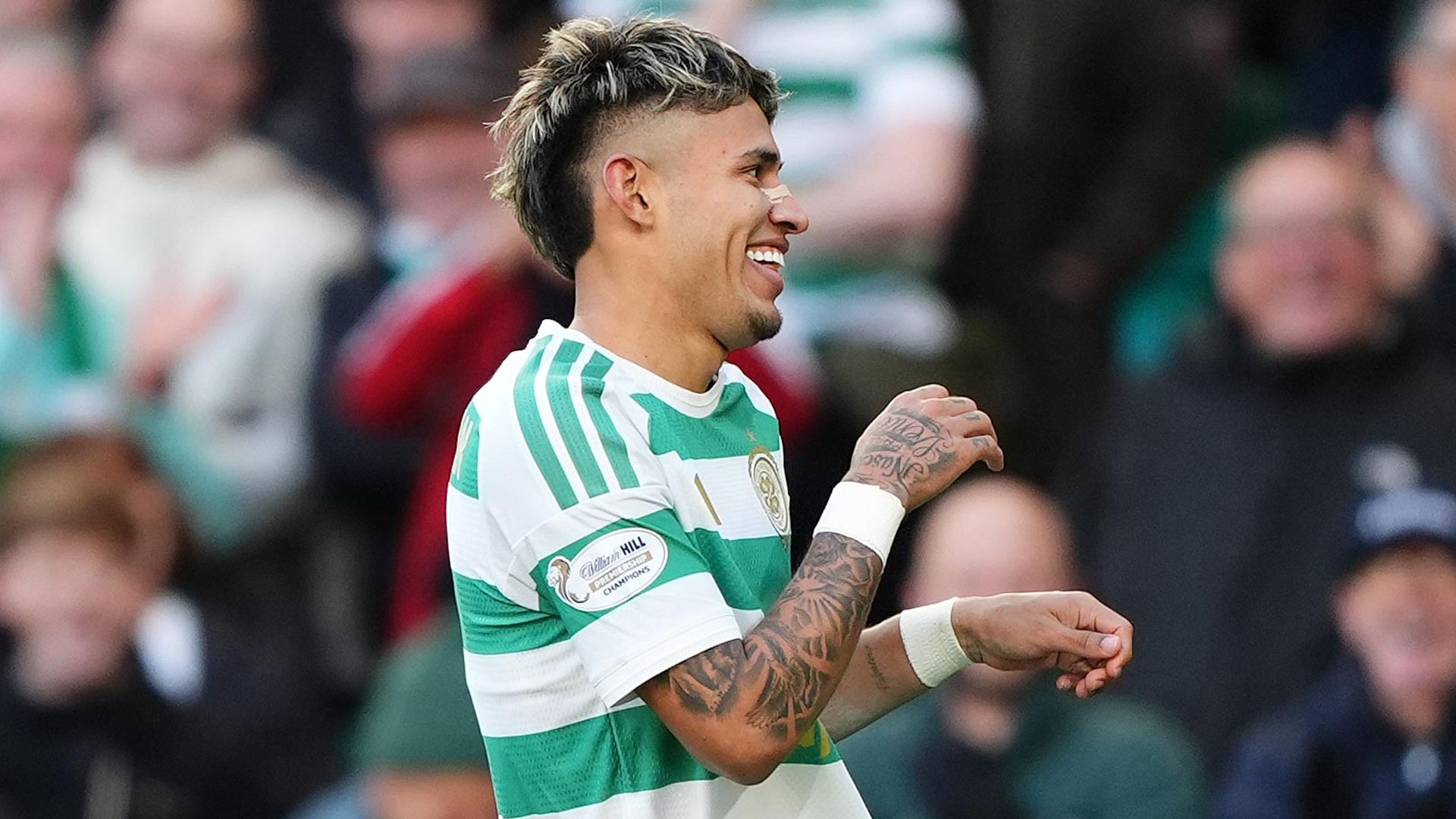 Duran puts Celtic 6-1 up vs Hearts LIVE!