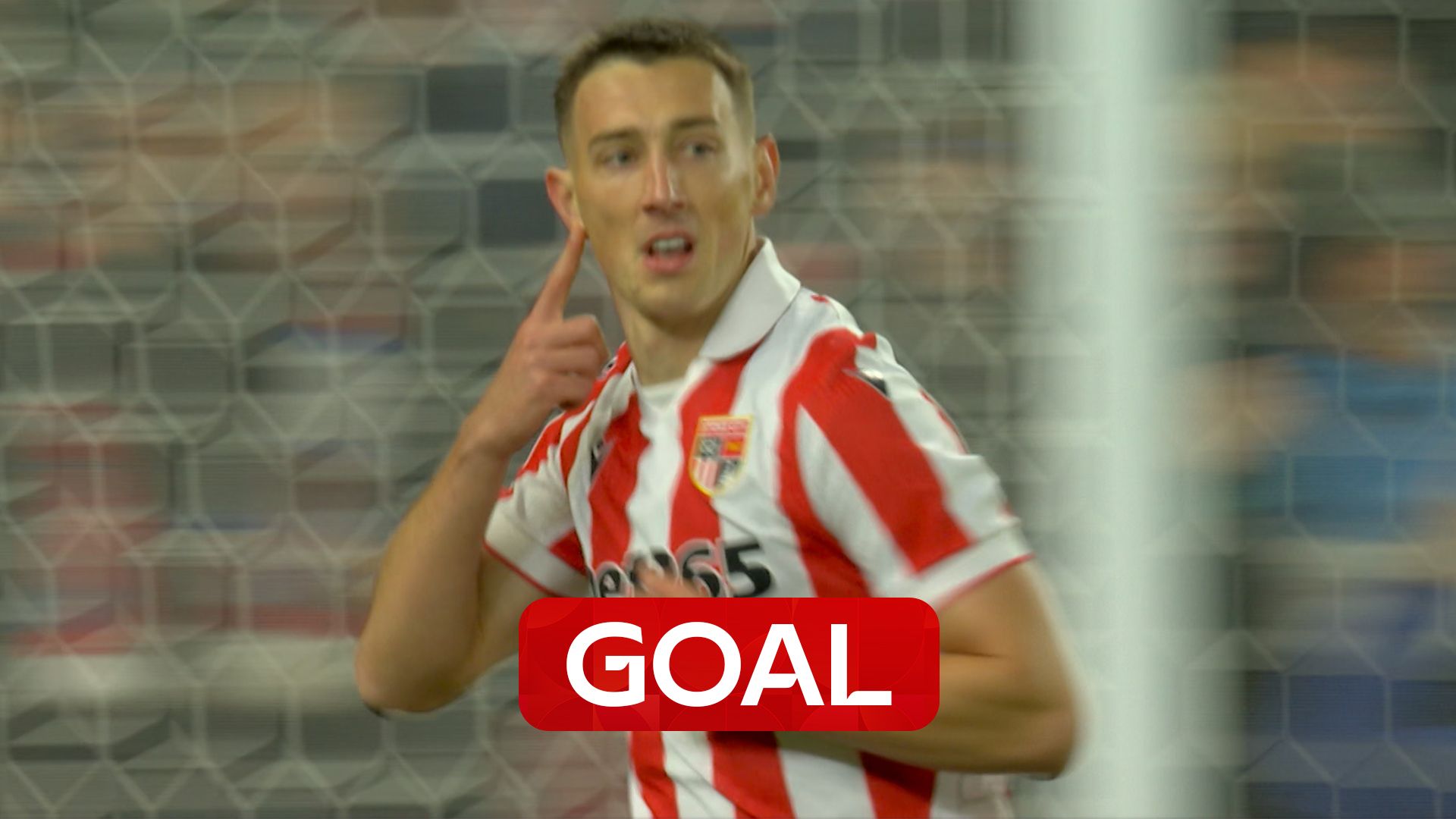 Bozenik scores Stoke's second equaliser!
