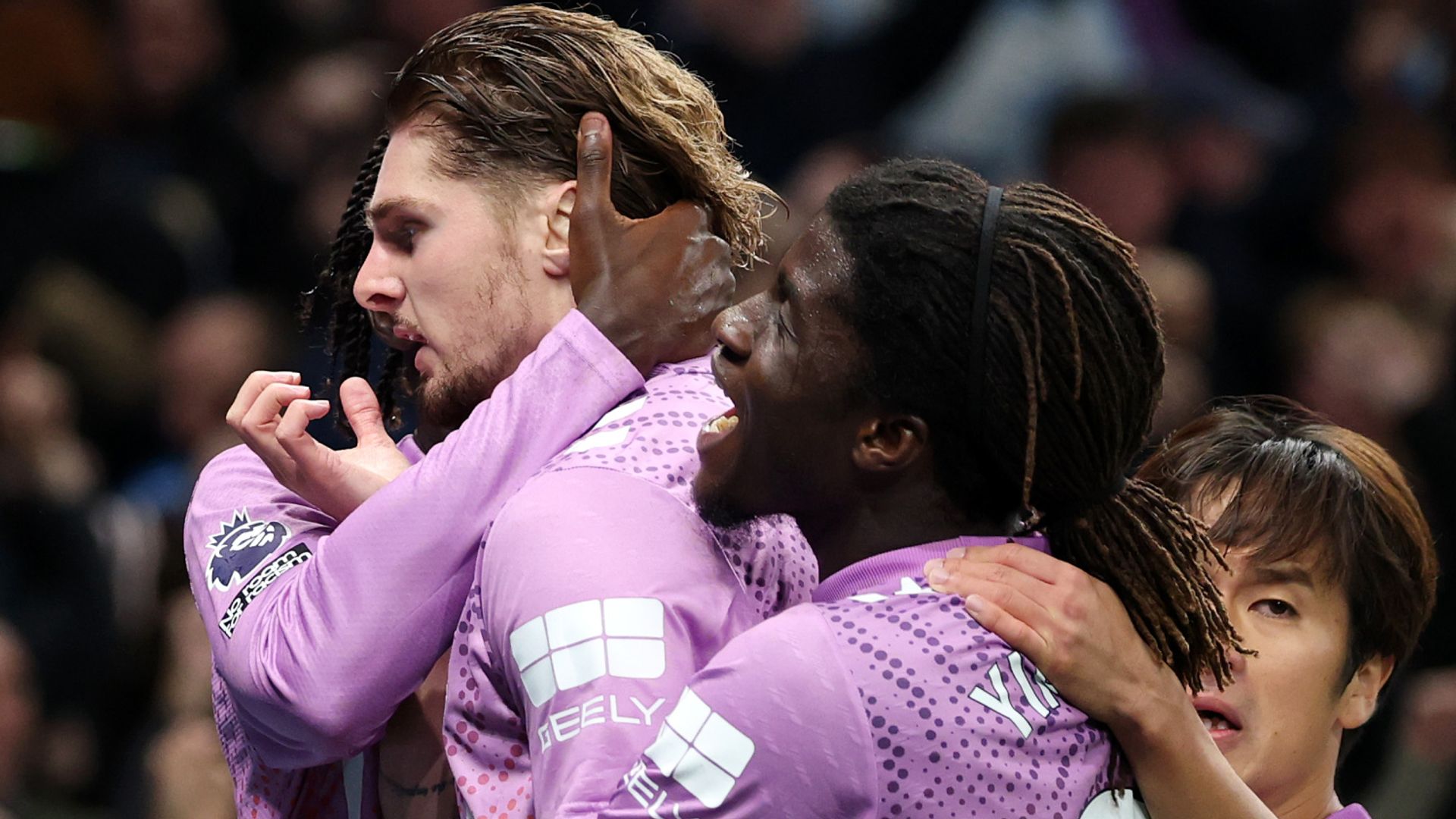 Coventry unchanged to face Fulham LIVE!