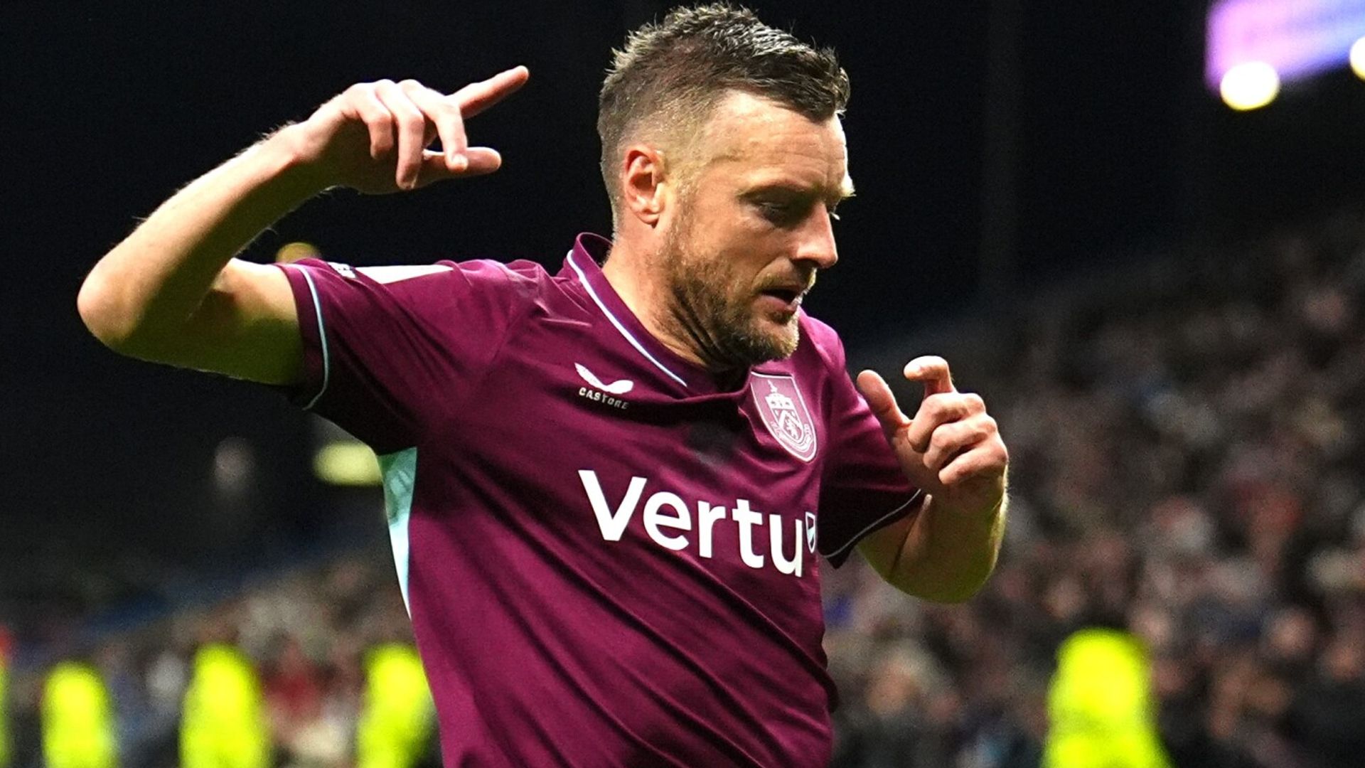 Lopez draws Wolves level after Vardy's opener for Burnley LIVE!