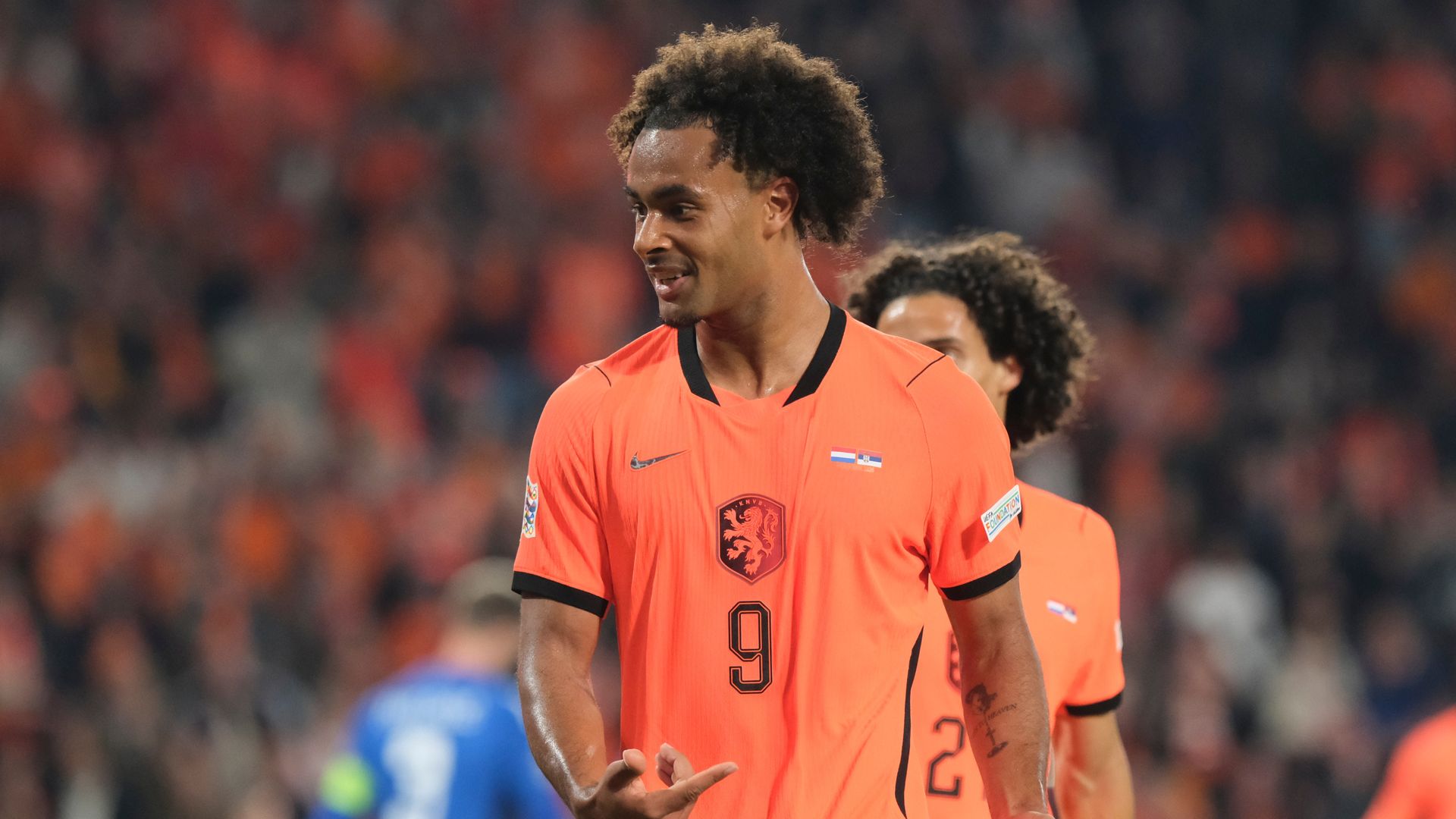Zirkzee gets the winner for Netherlands against Serbia