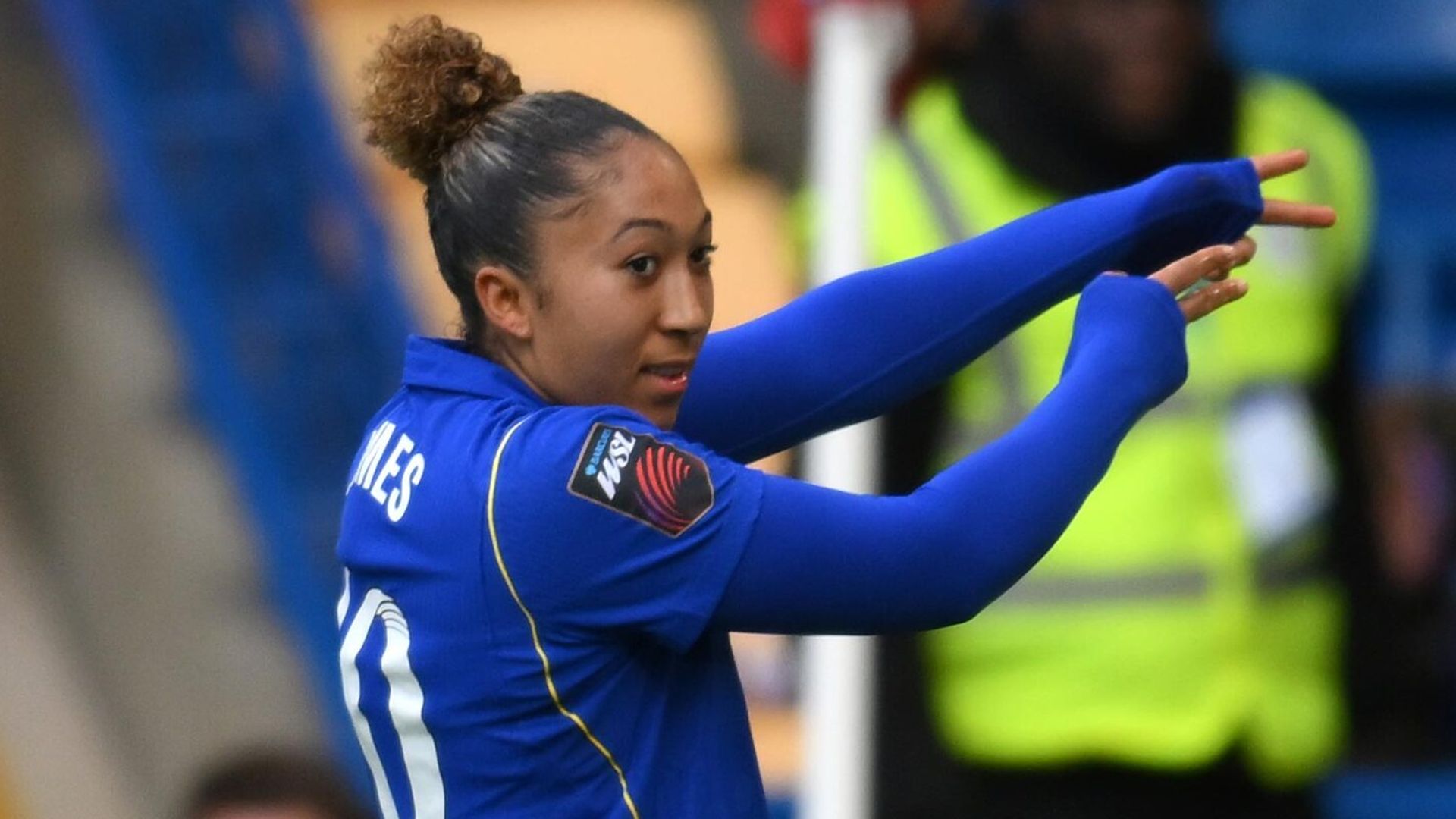 WSL LIVE! James double has Chelsea ahead vs Spurs | West Ham lead Palace