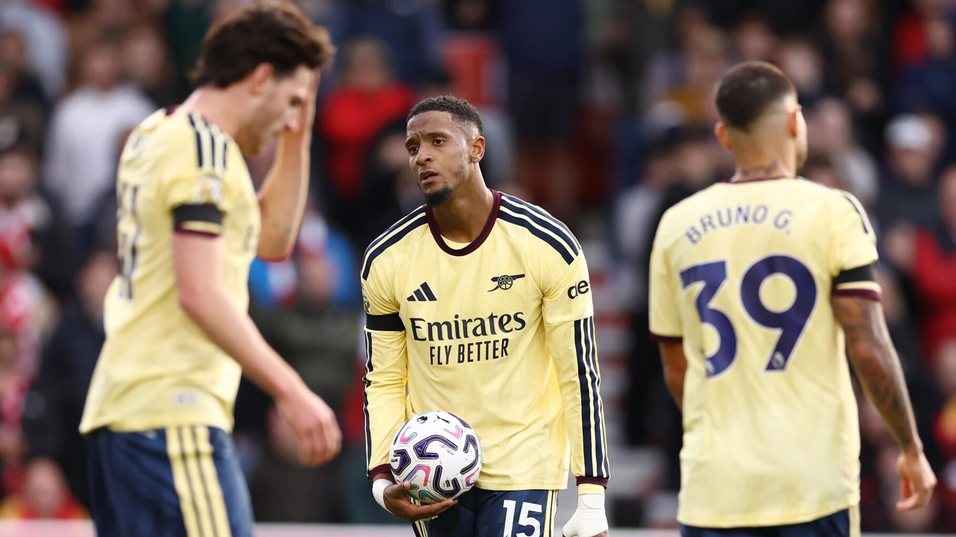 Nottingham Forest 'suffocating' Arsenal LIVE! & highlights