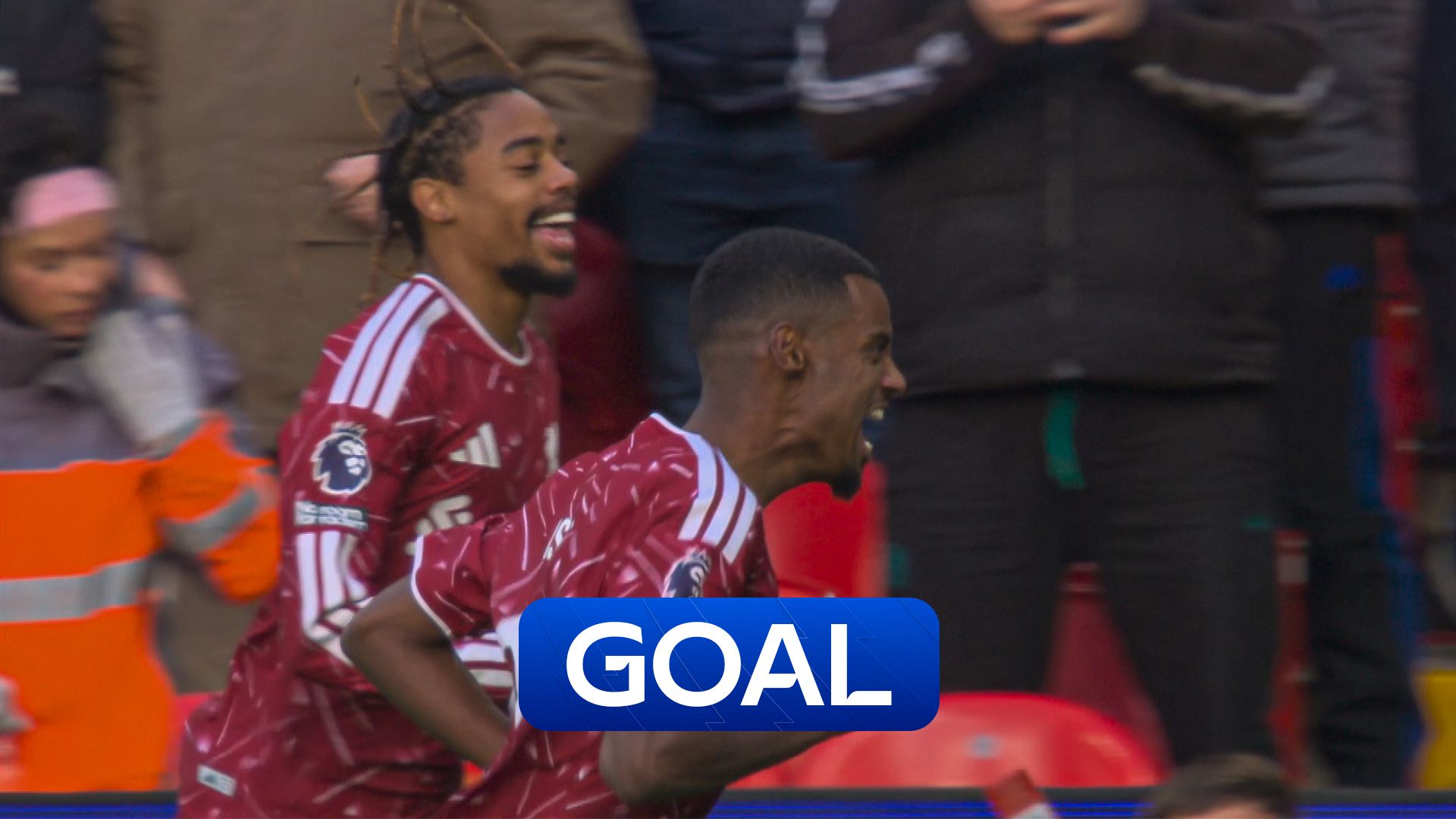Barcola and Isak combine to double Liverpool's lead