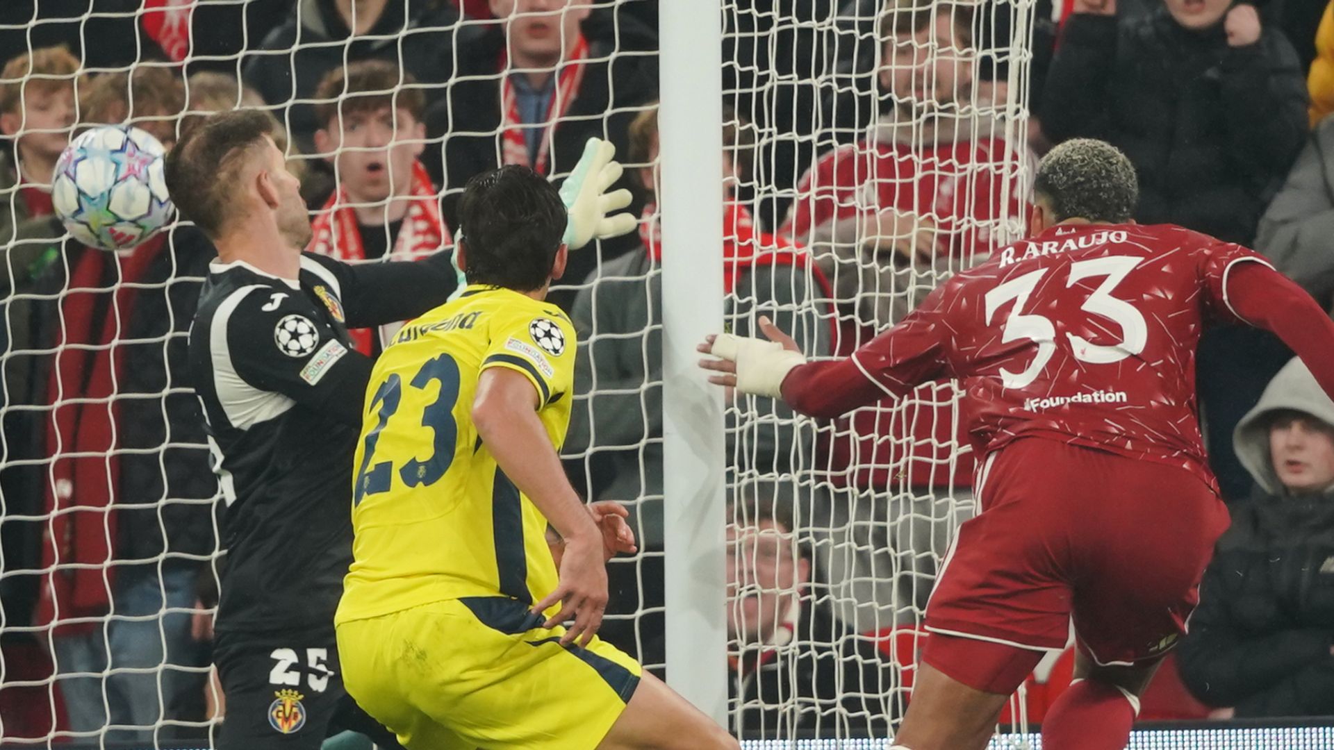 Liverpool come from two down to level it against Villarreal LIVE!