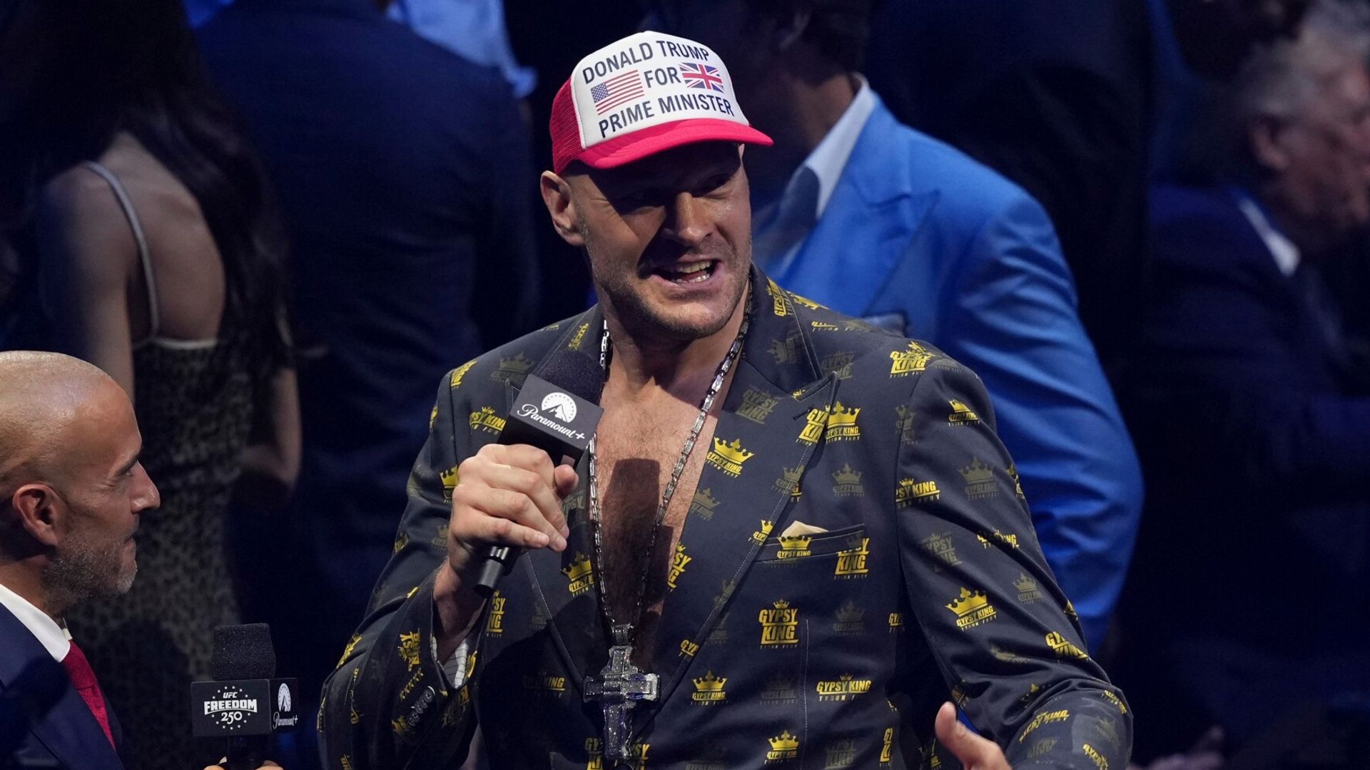 Fury wants Trump for AJ fight ringwalk