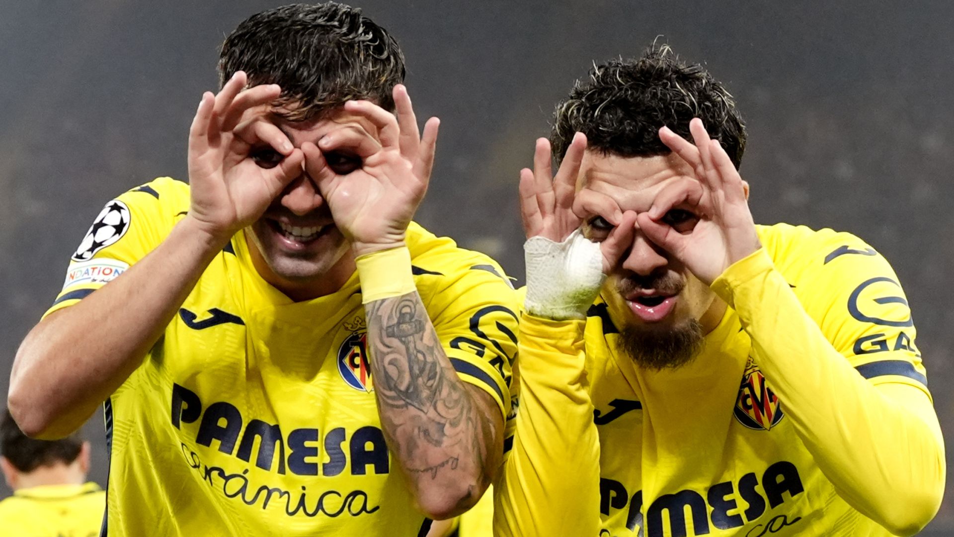 Van Dijk error! Villarreal gifted lead at Liverpool LIVE!