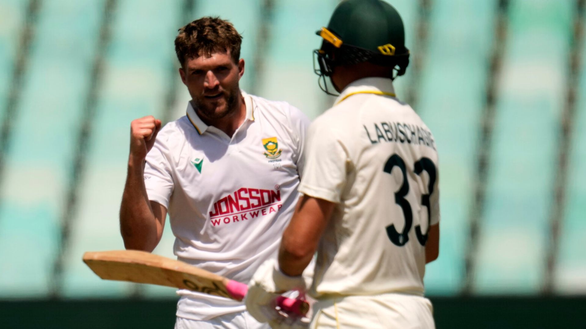 South Africa's impressive bowlers halted by bad light as Australia battle