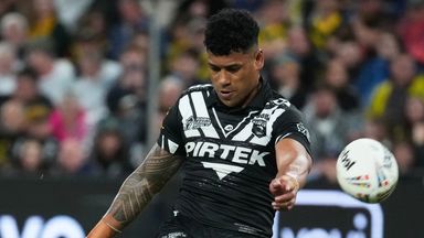 New Zealand's Jamayne Isaako kicks a penalty during the opening game of the Rugby League World Cup between Australia and New Zealand in Sydney, Thursday, Oct. 15, 2026. (AP Photo/Mark Baker)
